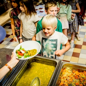 Elk kind heeft recht op een lunch met LEF: Lokaal, Ecologisch en Fair.